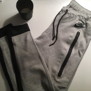 NWOT Nike women’s jogger
